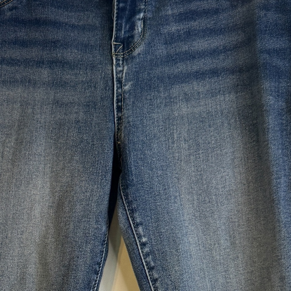 Wallflower Women's Light Blue Skinny Jeans - Picture 4 of 4